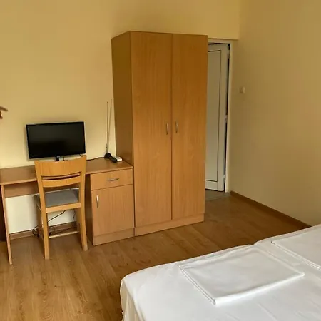 комплекс за гости малки воден Guest house