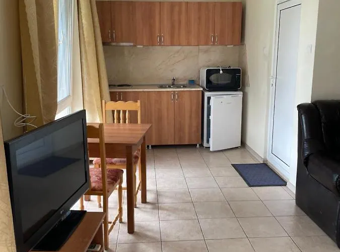 комплекс за гости малки воден